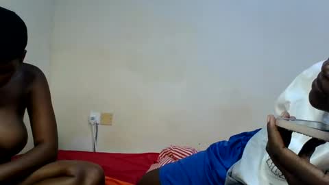 Snapshot of girlnextdoor60 chatting on 07/01/26, 05:02 Sexy online show from 07/01/26, 05:02