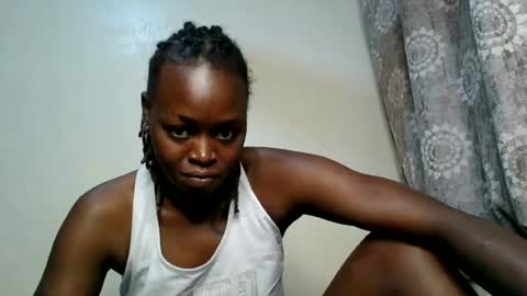 Snapshot of girlnextdoor60 chatting on 07/13/26, 06:05 Sexy online show from 07/13/26, 06:05