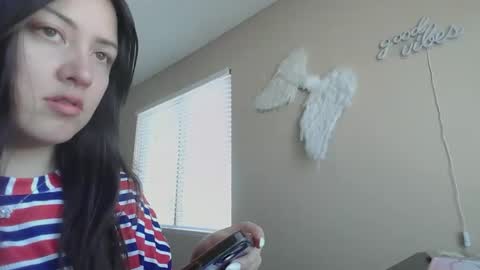 Snapshot of girlnextdoor702 chatting on 10/23/25, 04:06 Jasmine online show from 10/23/25, 04:06