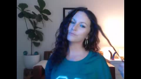 Snapshot of girlnexxxdoor chatting on 03/23/26, 02:15 Girlnexxxdoor online show from 03/23/26, 02:15