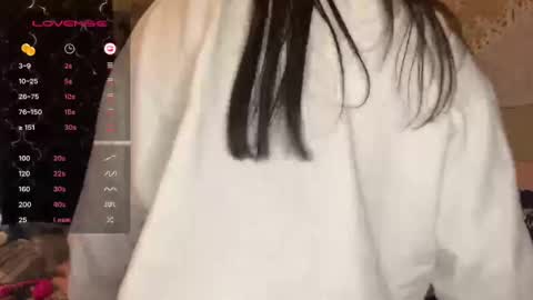 Snapshot of girlofurdreamsxxxxox chatting on 12/20/24, 09:17 Camille online show from 12/20/24, 09:17