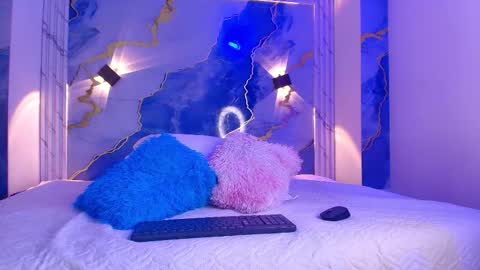 eleanor and celeste online show from 11/02/25, 03:09