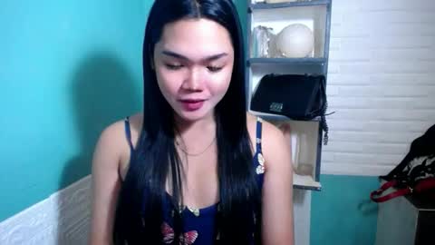 Snapshot of girlsweet_preciousxoxo chatting on 02/03/26, 06:40 Precious online show from 02/03/26, 06:40