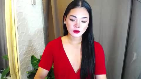 Snapshot of girlsweet_preciousxoxo chatting on 02/22/26, 04:46 Precious online show from 02/22/26, 04:46