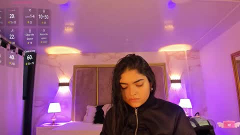     online show from 11/30/25, 10:52