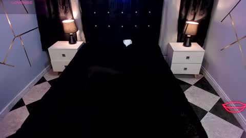  Kylie  online show from 02/04/25, 08:24