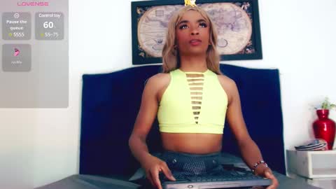 Snapshot of gisele_fox chatting on 01/06/25, 07:24 Gisel online show from 01/06/25, 07:24