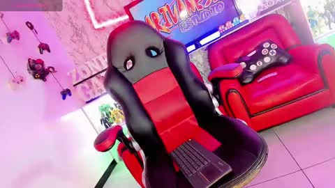 Gisel online show from 02/07/25, 12:42