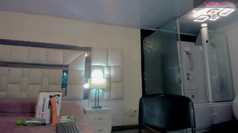 Snapshot of gisele_fox chatting on 03/05/25, 11:16 Gisel online show from 03/05/25, 11:16