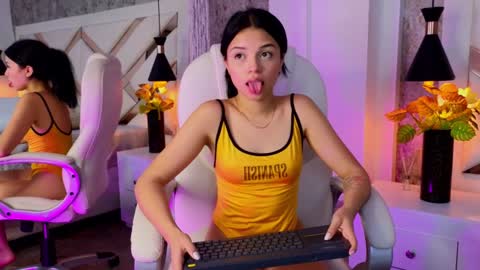 Giselle  online show from 01/25/25, 01:54