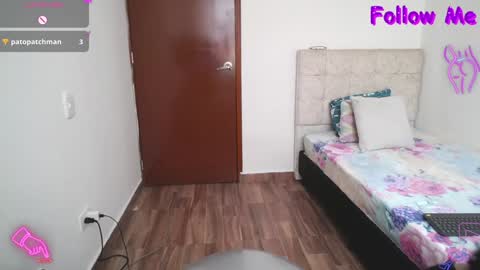 Snapshot of gisellecarter_ chatting on 01/27/25, 03:18 Giselle online show from 01/27/25, 03:18