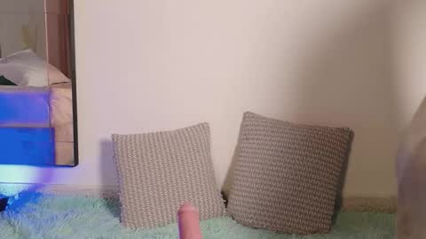 giselleclair online show from 11/08/25, 01:11