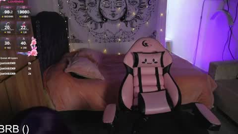 Snapshot of giselx_xx chatting on 05/04/26, 01:29 GISEL online show from 05/04/26, 01:29