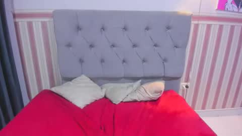 Gissel angel online show from 12/08/24, 12:51