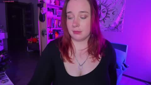 Snapshot of gitera_ chatting on 01/05/25, 12:52 AlexaMillis online show from 01/05/25, 12:52