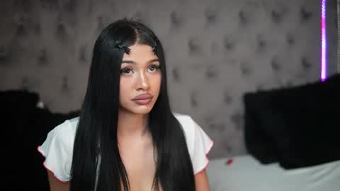 Snapshot of giuliasya chatting on 10/12/25, 08:30  Giulia  online show from 10/12/25, 08:30