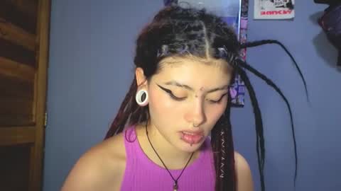 Snapshot of giulietta_mon chatting on 03/19/26, 03:10 Giulietta online show from 03/19/26, 03:10