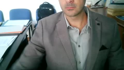 Snapshot of giuseppevai1 chatting on 09/30/25, 07:35 giuseppevai1 online show from 09/30/25, 07:35