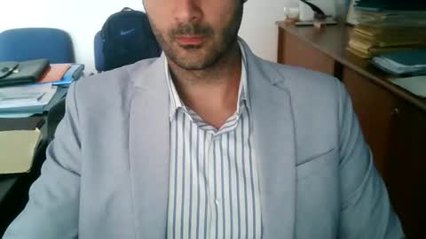 giuseppevai1 online show from 05/18/26, 02:12