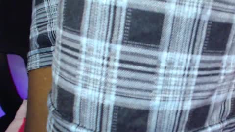 Snapshot of giv_deez chatting on 03/05/26, 11:06 marlon online show from 03/05/26, 11:06