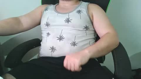 Snapshot of givemeitniceandslow chatting on 10/27/25, 10:47 JuicyThickkkDaddy online show from 10/27/25, 10:47