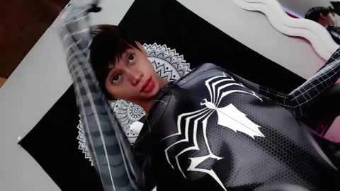 Snapshot of givemethrillx chatting on 02/20/25, 06:17 givemethrillx online show from 02/20/25, 06:17