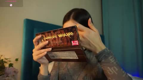 Snapshot of gizefto chatting on 10/26/25, 02:34 Agness online show from 10/26/25, 02:34