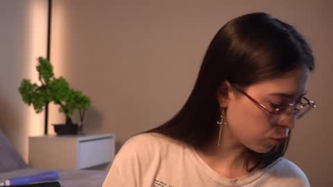 Agness online show from 03/17/26, 04:21