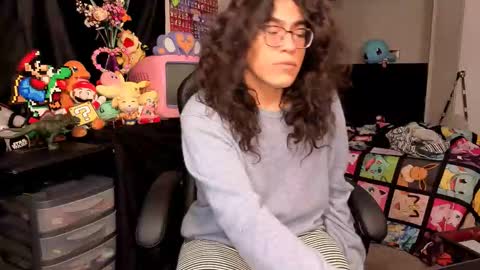 glaceon9 online show from 11/05/25, 11:32