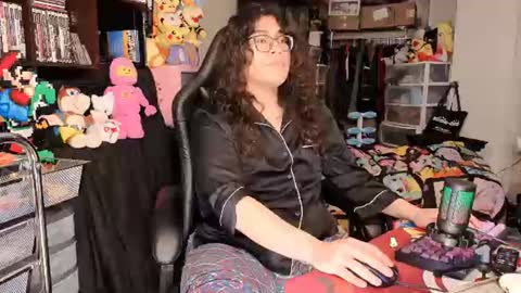 glaceon9 online show from 06/28/26, 10:32