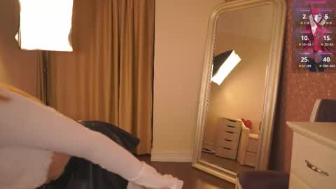 Call me Daisy online show from 12/19/25, 04:19