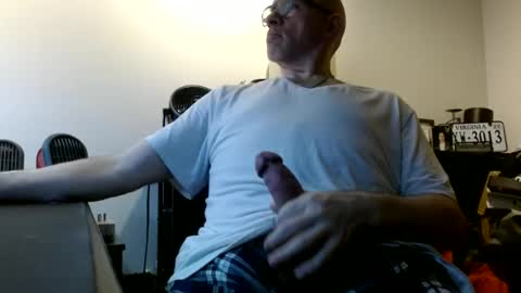 glaikind925958 online show from 06/16/26, 03:31