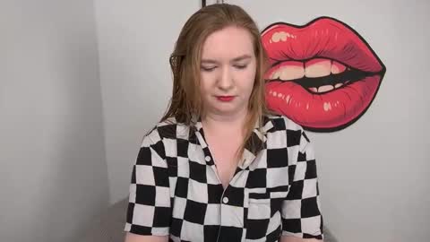 Nikki online show from 11/16/25, 04:12