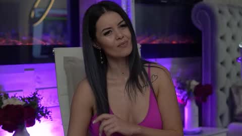 CharmingMom online show from 11/06/25, 04:24