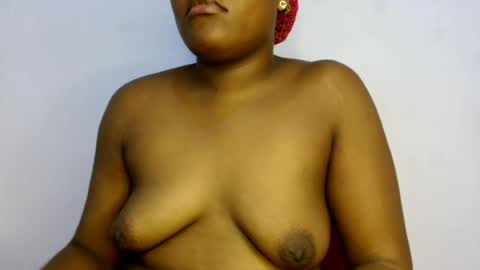 Snapshot of glamslut8 chatting on 07/10/26, 07:16 sweet girl online show from 07/10/26, 07:16