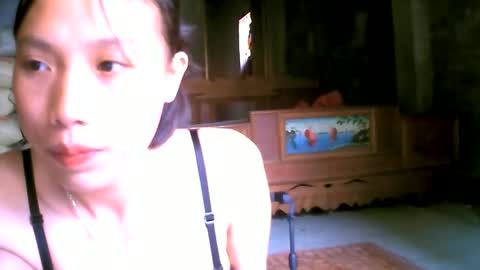 Snapshot of glass_ly chatting on 05/21/26, 06:20 glass_ly online show from 05/21/26, 06:20