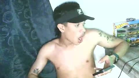 glen_connor_11 online show from 12/17/25, 01:00