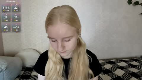 Laura online show from 05/02/26, 09:03