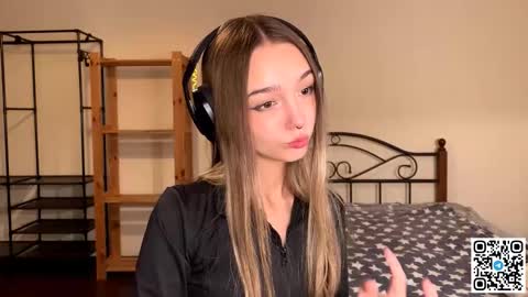 Snapshot of glennbloebaum chatting on 11/21/25, 11:09 Catalina online show from 11/21/25, 11:09