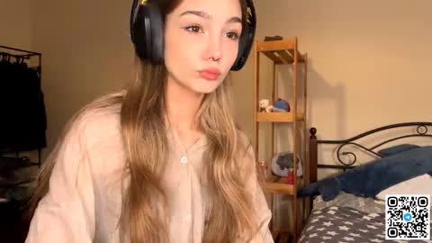 Snapshot of glennbloebaum chatting on 11/29/25, 11:02 Catalina online show from 11/29/25, 11:02