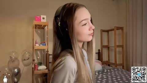 Snapshot of glennbloebaum chatting on 12/14/25, 12:32 Catalina online show from 12/14/25, 12:32