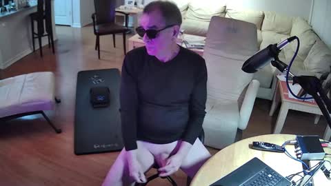 glennbitch online show from 02/20/25, 03:45