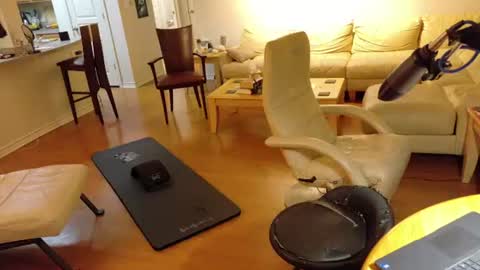 glennbitch online show from 06/22/26, 05:59