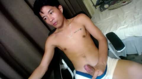 Snapshot of glenndou_daxs chatting on 10/25/25, 09:17 glenndou_daxs online show from 10/25/25, 09:17
