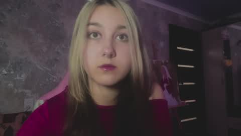 Kelly online show from 04/14/26, 01:06