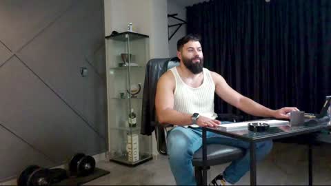 Matthew .. for short call me Matt online show from 12/21/24, 03:09