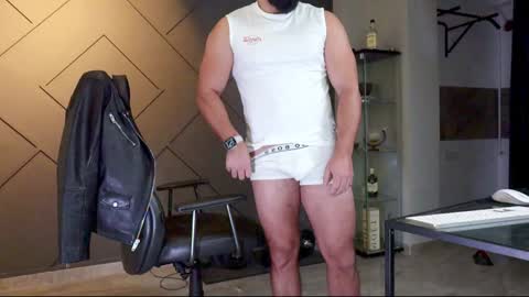 Matthew .. for short call me Matt online show from 01/12/25, 04:10