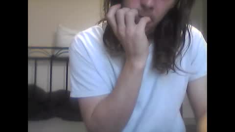 Snapshot of glitchingglob chatting on 01/18/25, 09:55 glitchingglob online show from 01/18/25, 09:55