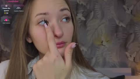 Kaley online show from 10/15/25, 04:34
