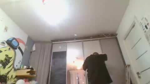 Snapshot of glitter_doll chatting on 01/15/25, 01:41 glitter_doll online show from 01/15/25, 01:41